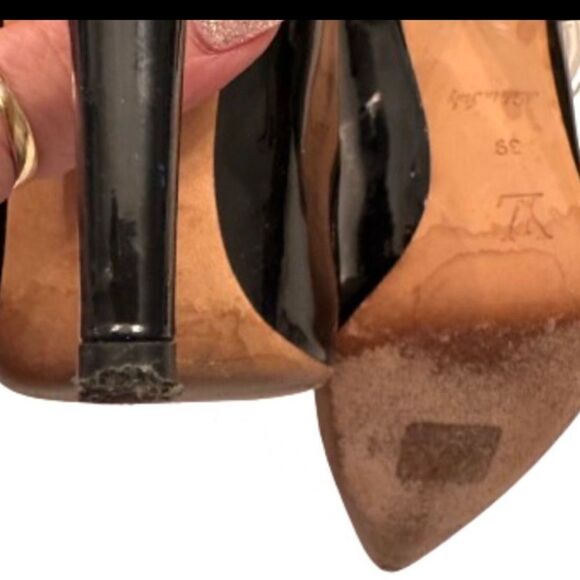 Louis Vuitton Black Patent Leather D'orsay Size 39. - Picture 7 of 7